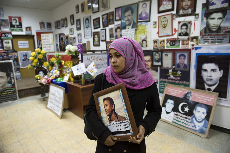 Families in Libya looking for their forcibly disappeared relatives